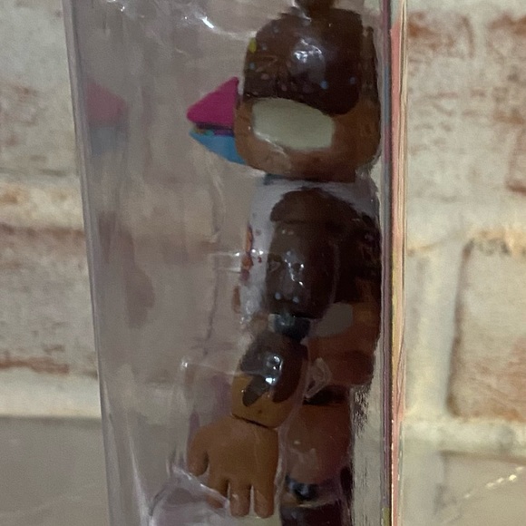 FNAF Chocolate Chica Collectible Figure - Picture 9 of 10